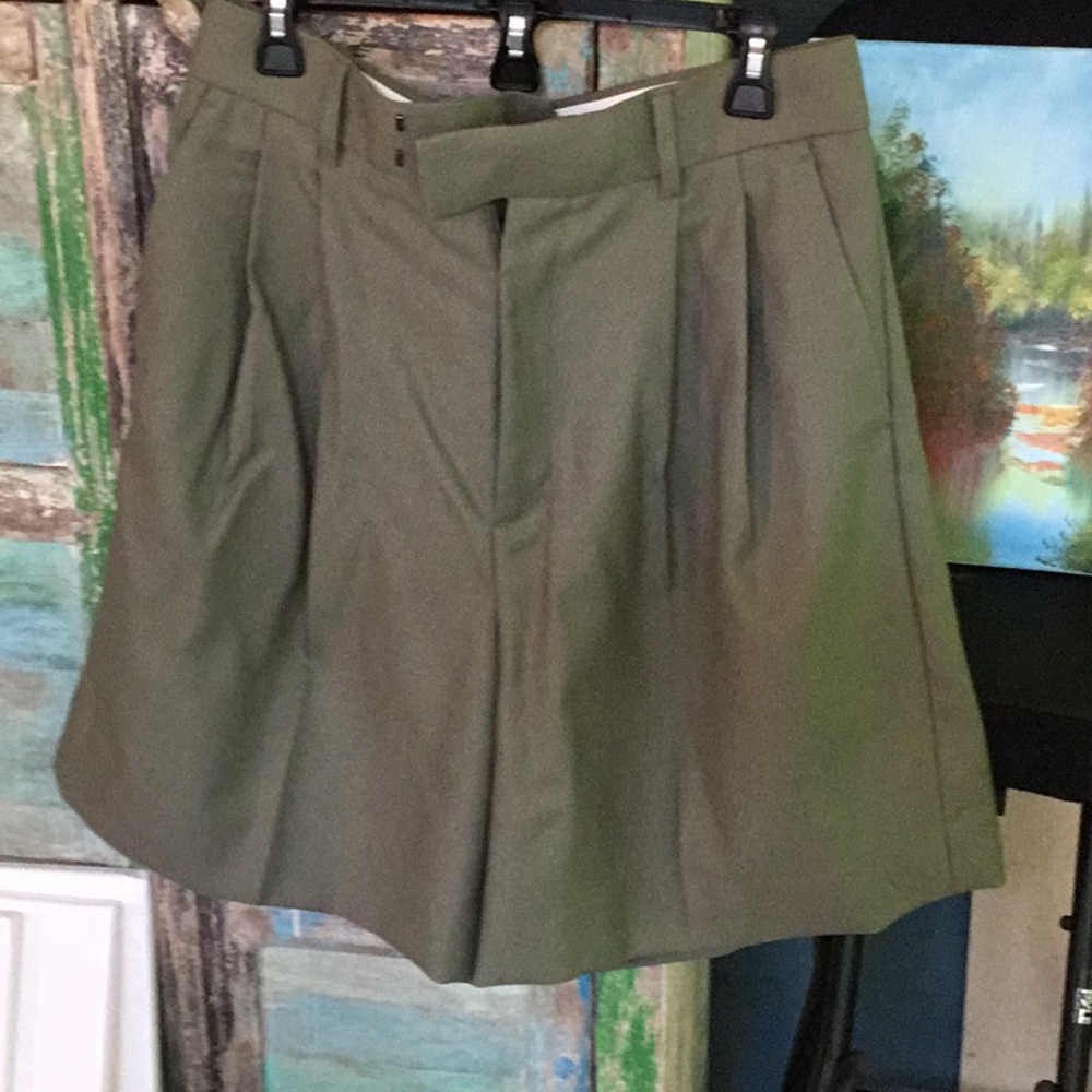 Banana Republic Olive Green Women Shorts Bermudas
